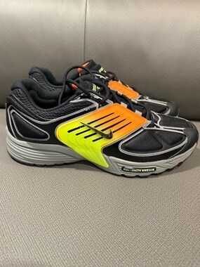 Nike Men’s Black Sneakers with Neon Orange and Yellow Panels